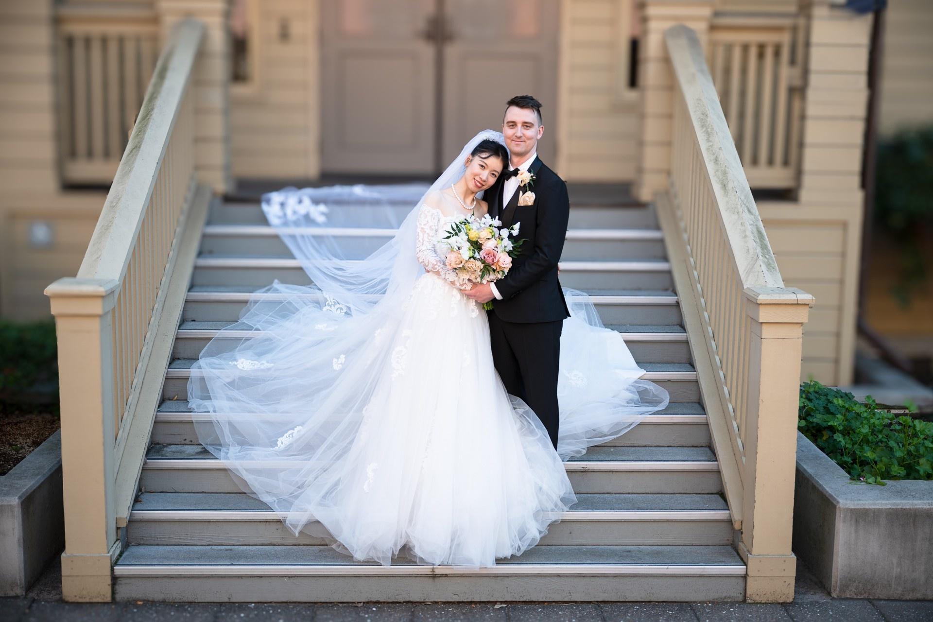 carousel-hero-element image-1